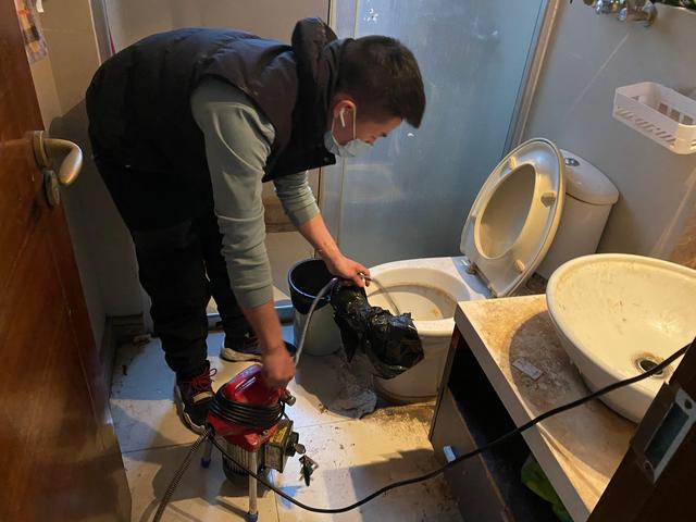 泸县马桶疏通-疏通下水道